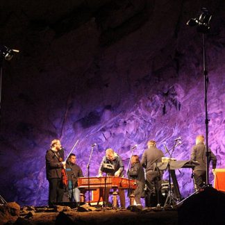 koncert v jaskyni